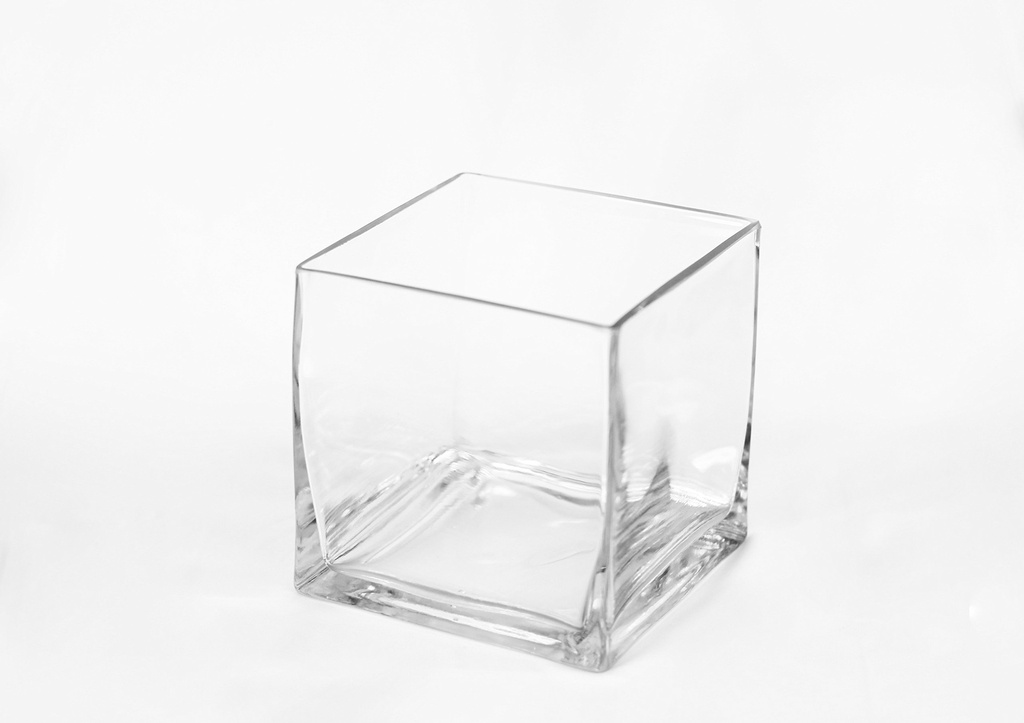 4"×4" clear square vase
